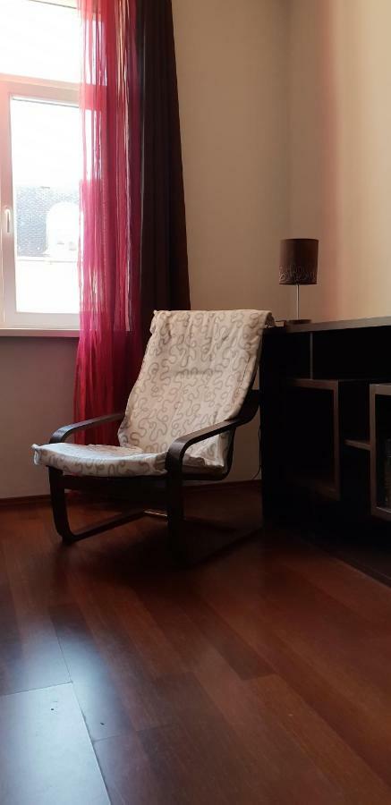 Romantic Central Flat Bratislava Bagian luar foto